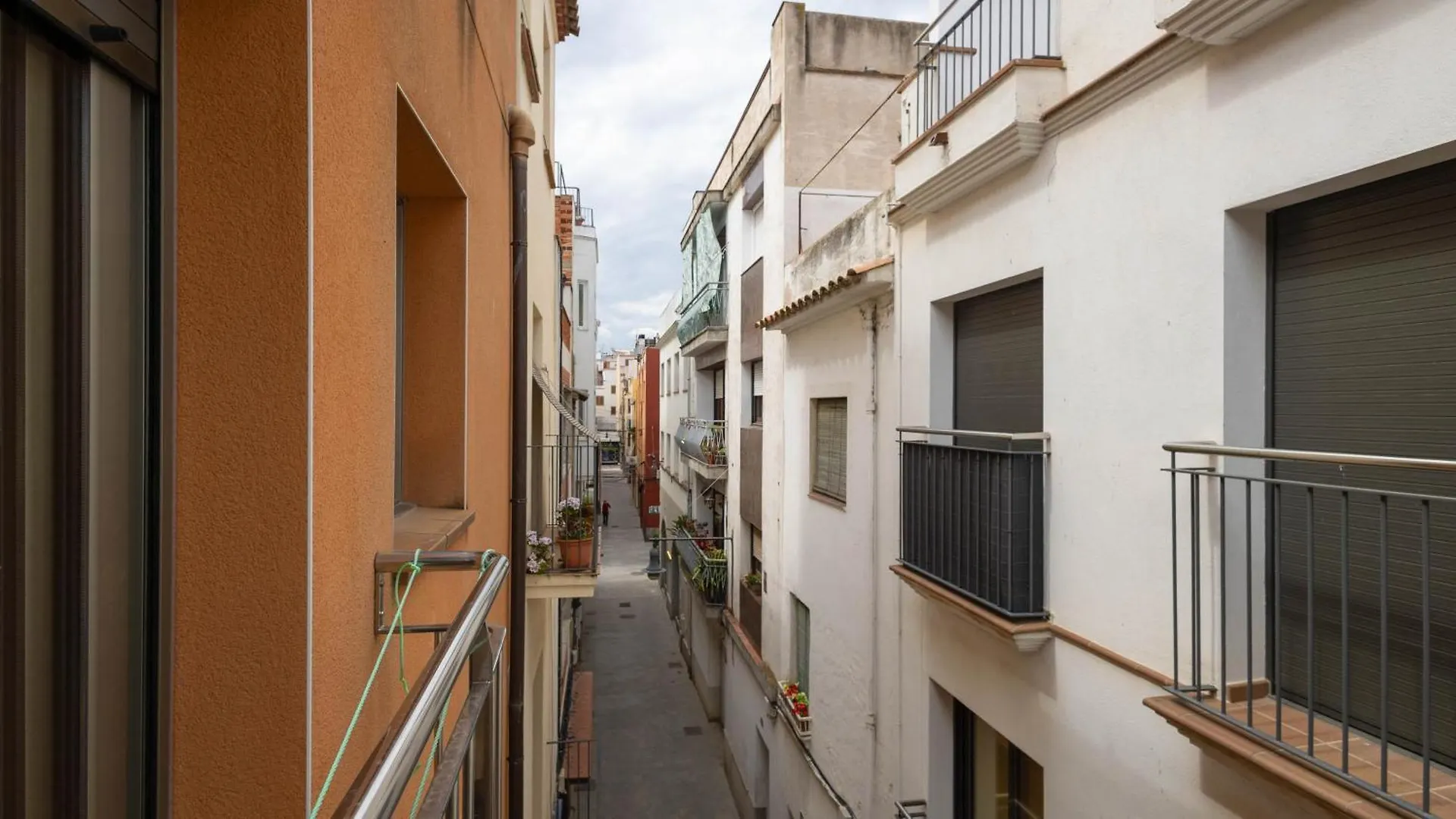 Hauzify I Apartaments Bellaire Blanes Apartmán