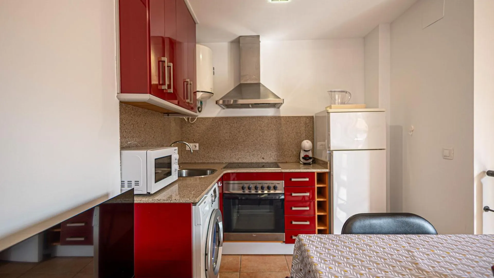 Hauzify I Apartaments Bellaire Blanes 0*,  Spain