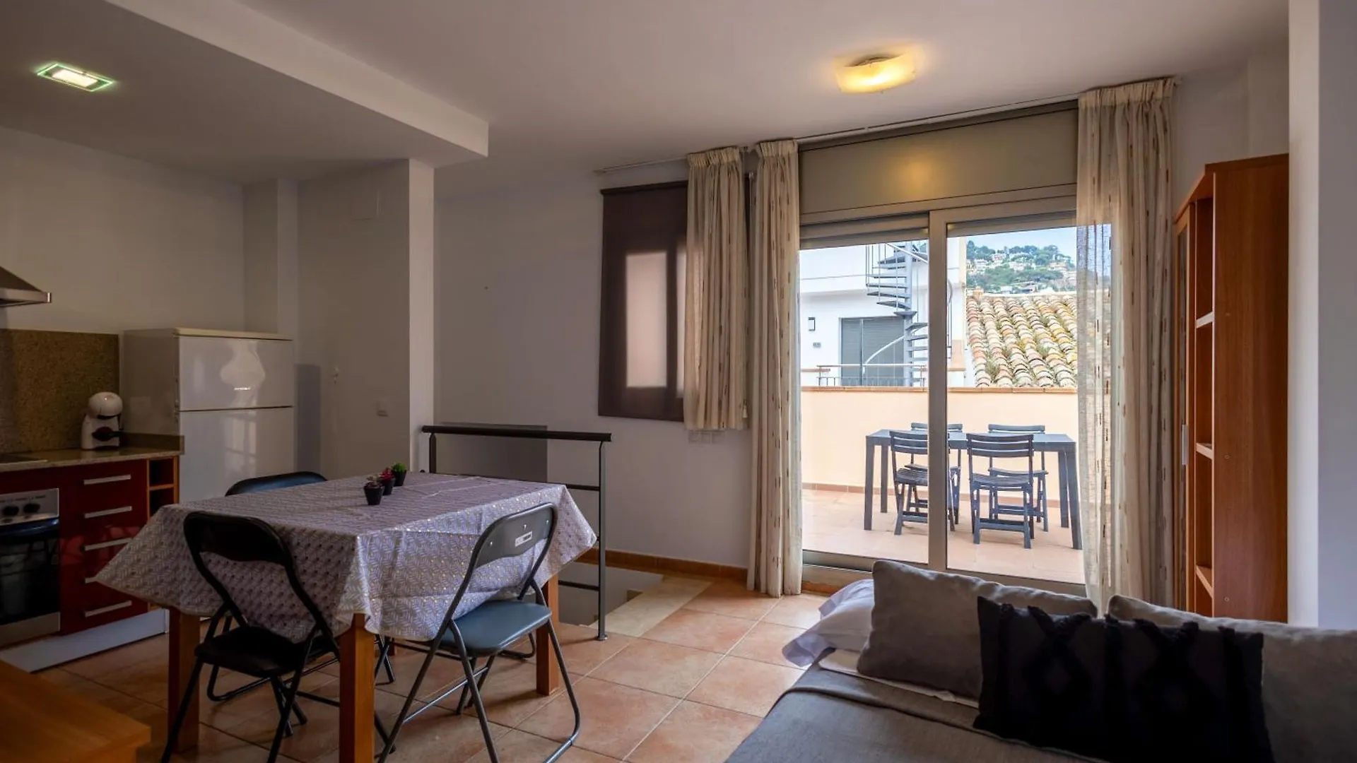 Hauzify I Apartaments Bellaire Blanes Apartment