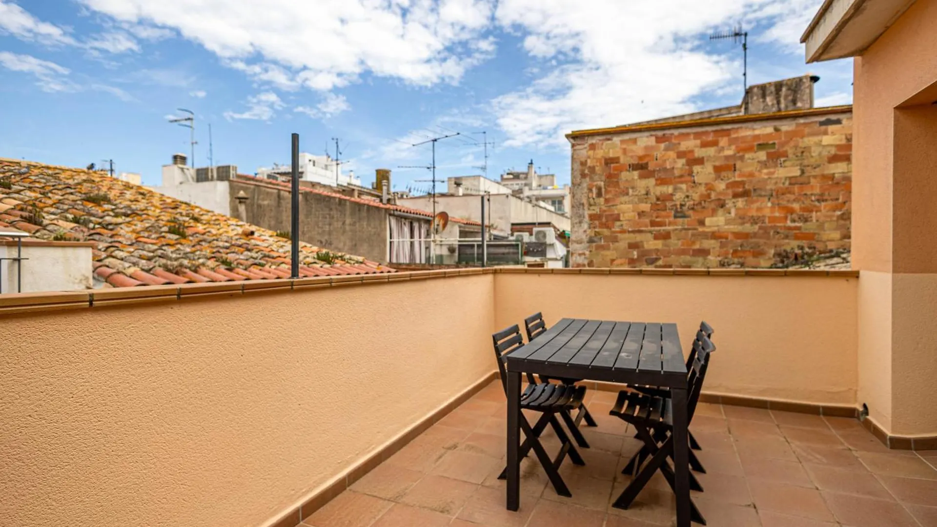 Hauzify I Apartaments Bellaire Blanes